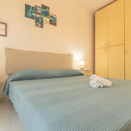 Casa Michela Apartment Palau Bagian luar foto